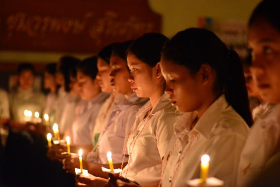 ภาพกิจกรรมโครงการพี่พบน้อง  วันที่ 2 – 10 สิงหาคม 2559 ณ คณะเกษตรศาสตร์ มหาวิทยาลัยอุบลราชธานี  นักศึกษาทุกชั้นปีร่วมกิจกรรม ประมาณ 500 คน